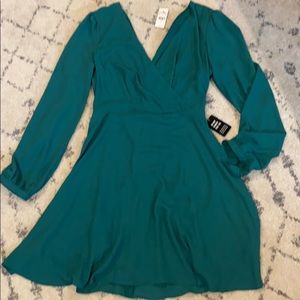Express V neck dress.  Emerald green
